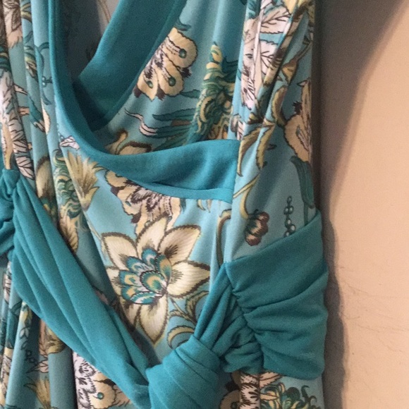 Spring top - Picture 2 of 2